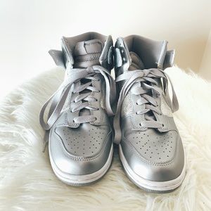 Women’s Nike High Top Size 8
